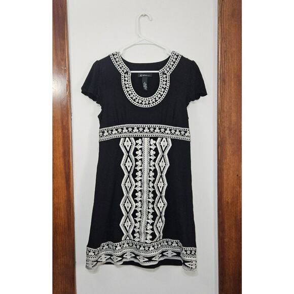 INC Petite Embroidery Black Flutter Short Sleeve Knit Dress Size Medium Stretch - Picture 3 of 7